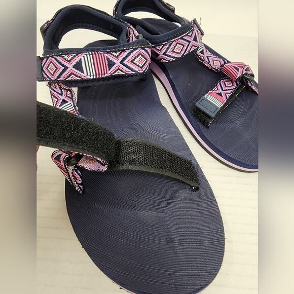 Purple & Black New Beach Sandals Adjustable Straps and Comfortable Size 8 - Picture 5 of 10